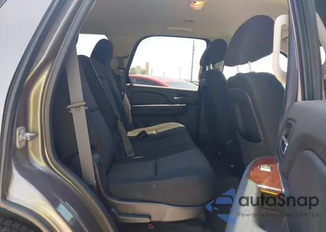 2011 Chevrolet Tahoe Ls z USA, uszkodzony, nr VIN 1GNSKAE0XBR392458